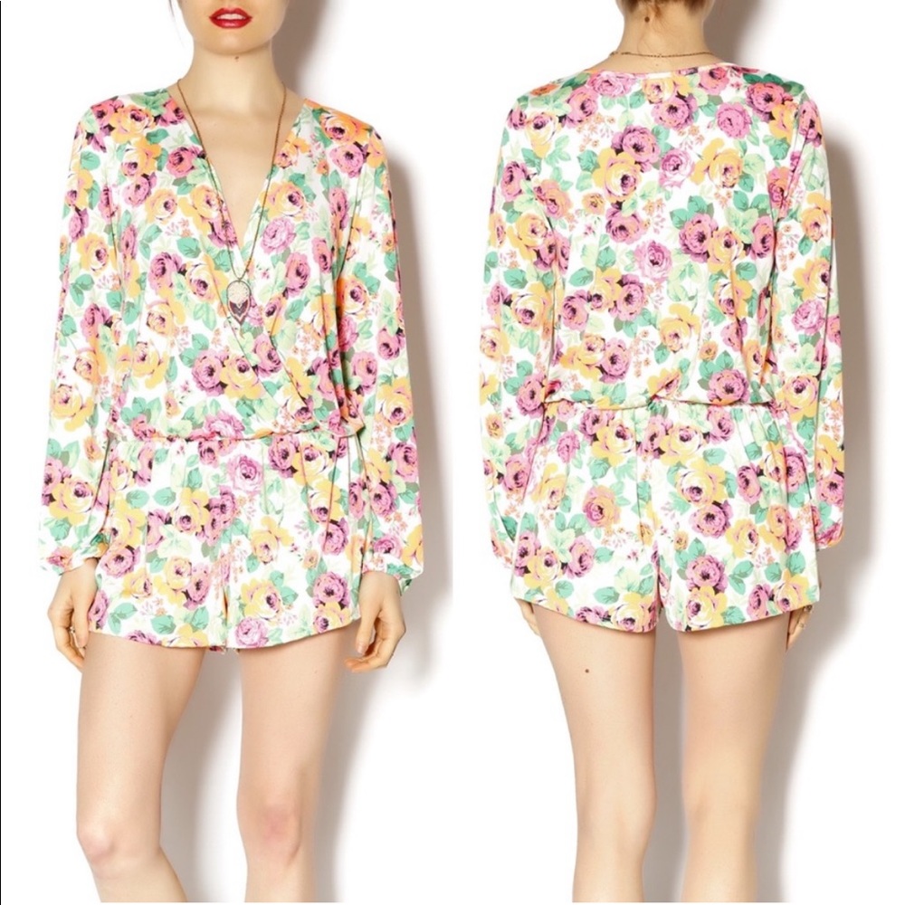 🌸 Surf Gypsy Floral Romper – Size L
